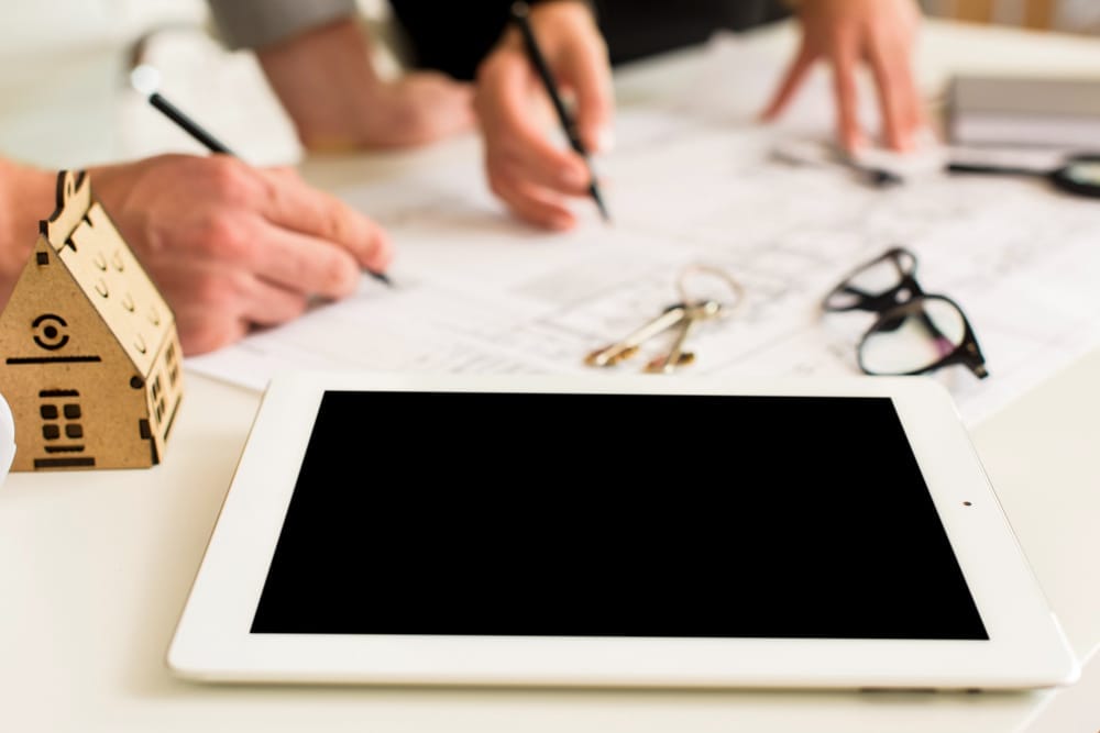 כך תבחרו שמאי מקרקעין בתל אביב שיבטיח את ערך הנכס שלכם בעיר היקרה בישראל